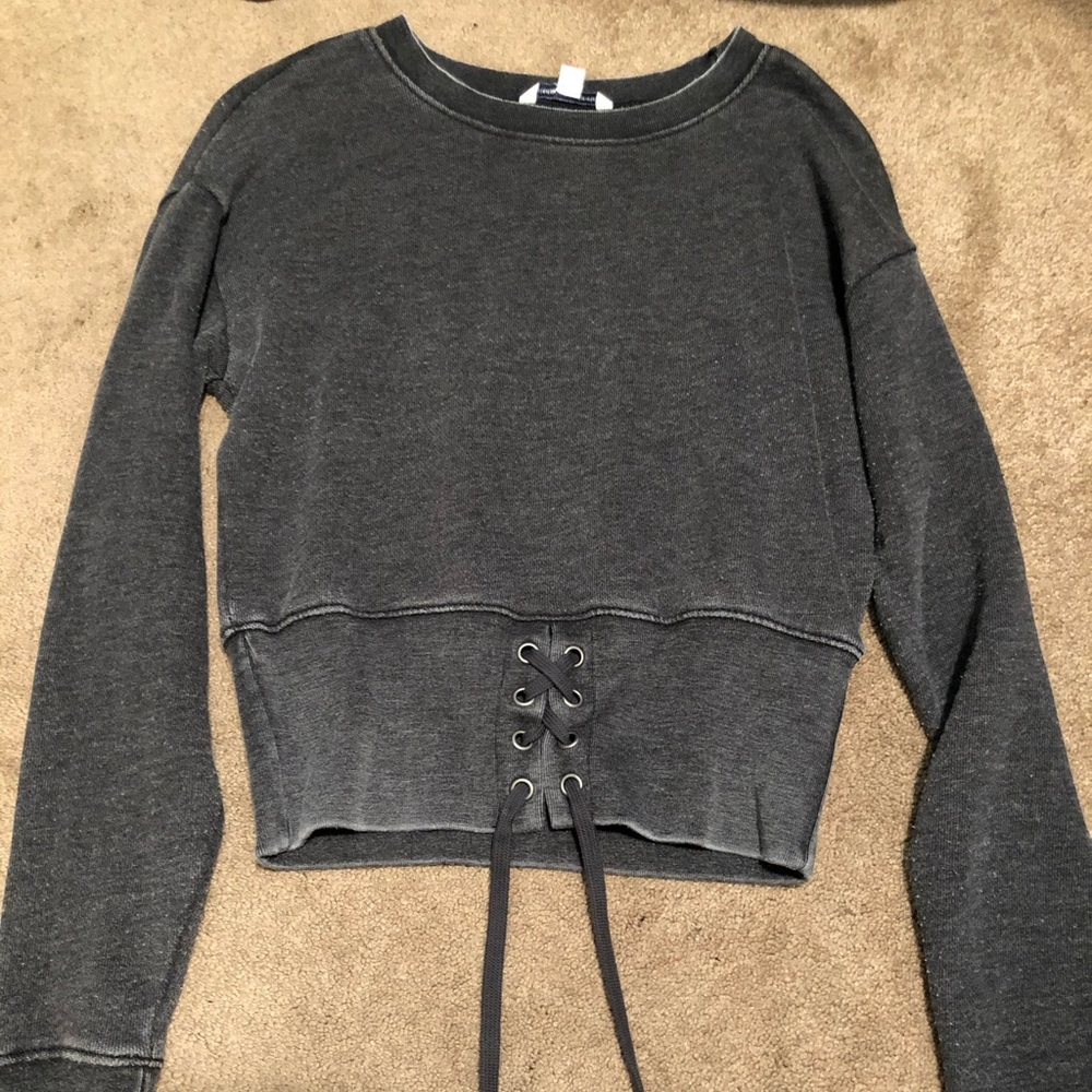 Gray long sleeve top with tie. Only worn once!